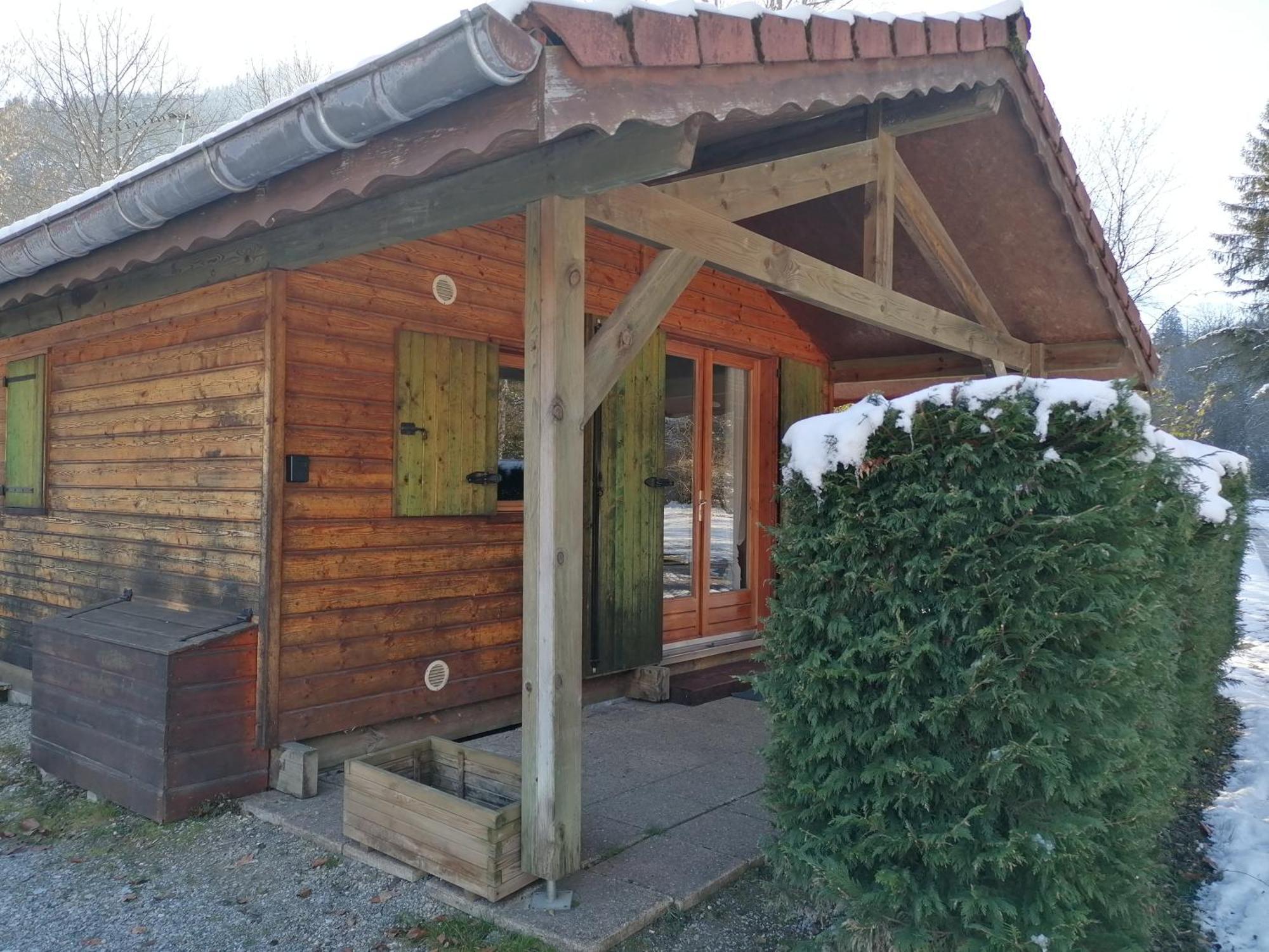 Camping Le Trejeux - Petit Chalet Thônes Εξωτερικό φωτογραφία